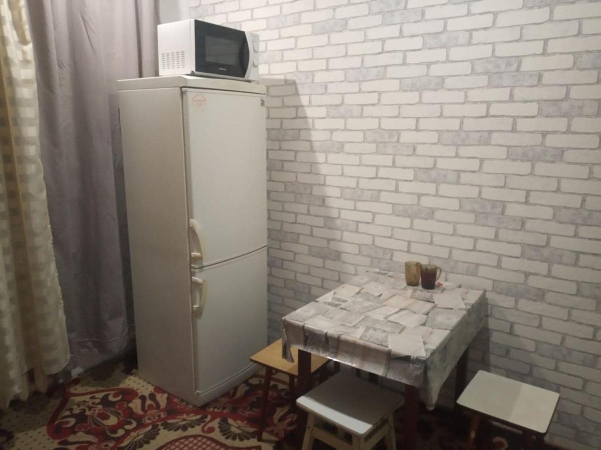 Уютная, Просторная Квартира, Рядом С Пр. Воронцова ドニプロペトロウシク エクステリア 写真